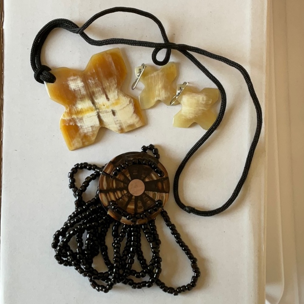 Necklace, earrings and bracelet, from Africa